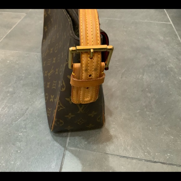 Authentic Louis Vuitton VivaCite GM - Picture 15 of 15